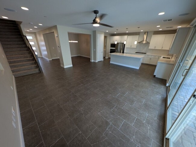 Building Photo - 11816 River Hawk Ave