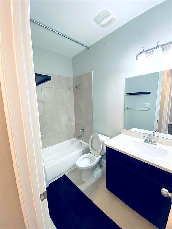Building Photo - 4310 Maytree Ln