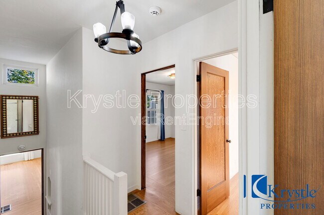 Building Photo - 1616 Fern Pl