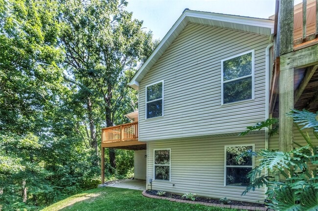 Building Photo - 129 Ft Hancock Cir