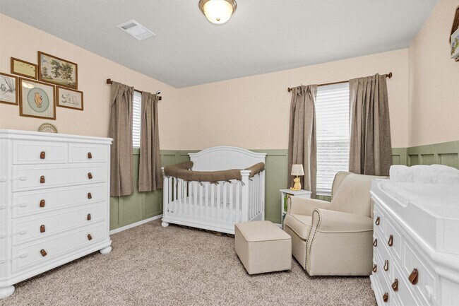 Building Photo - 18503 Sunrise Maple Dr