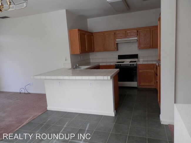 Building Photo - 3 br, 2 bath House - 9269 Spilsby Ct