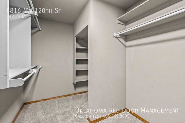 Building Photo - 8816 NW 120th St