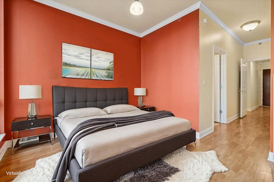 Building Photo - 1400 S Michigan Ave