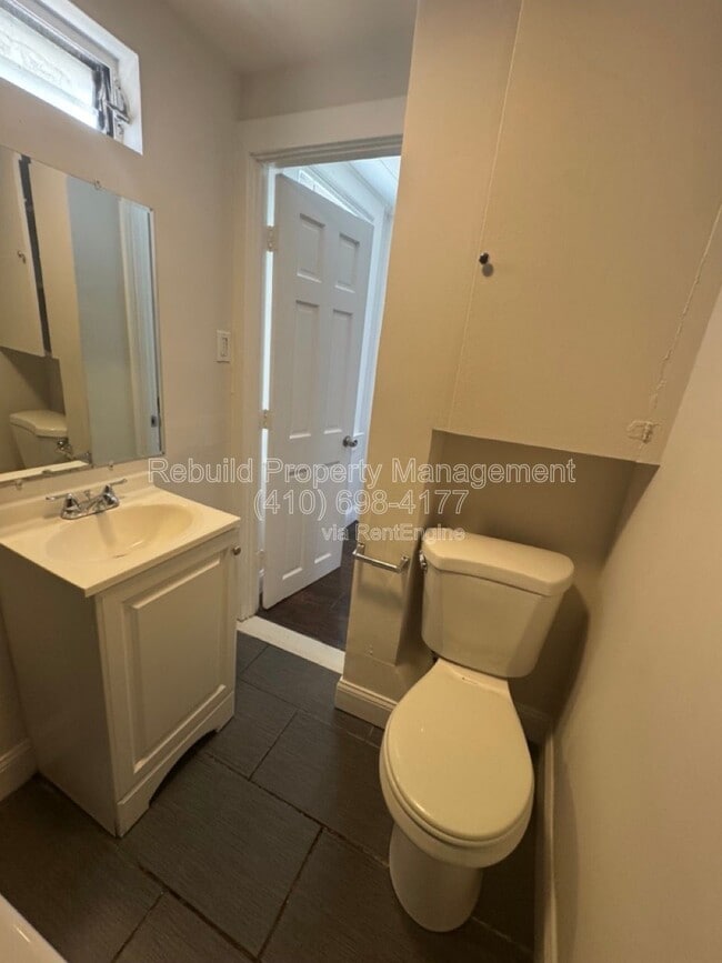 Building Photo - 5 S Conkling St