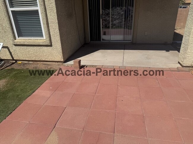 Building Photo - Three bedroom home in Mesquite Ranch