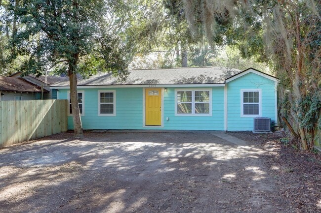 Primary Photo - 2109 E 36th St