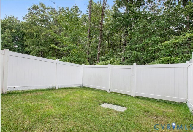 Building Photo - 341 Crofton Village Terrace