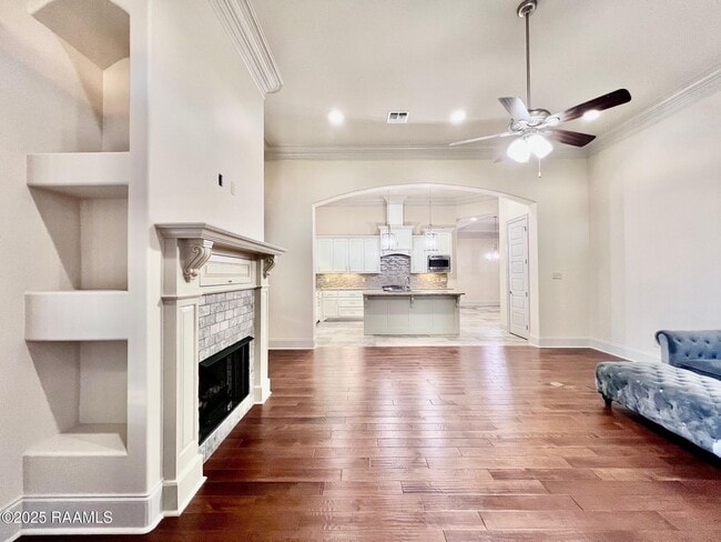 Building Photo - 411 Dunvegan Ct