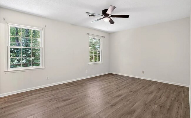 Building Photo - 4419 Forest Walk Dr