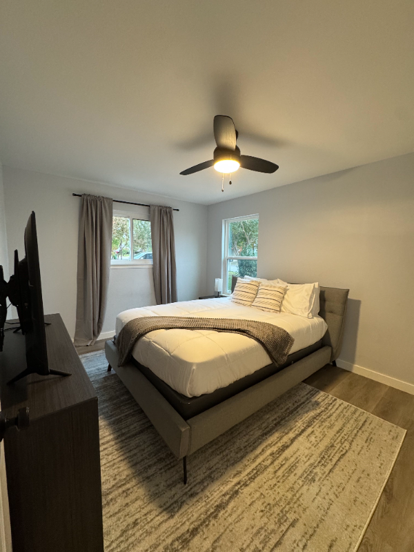 Building Photo - 1501 Sagebrush Dr