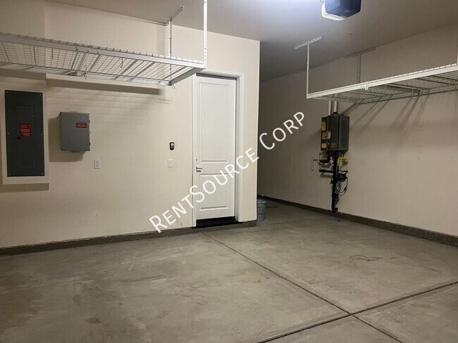 Building Photo - 27227 W Coyote Bush Ct