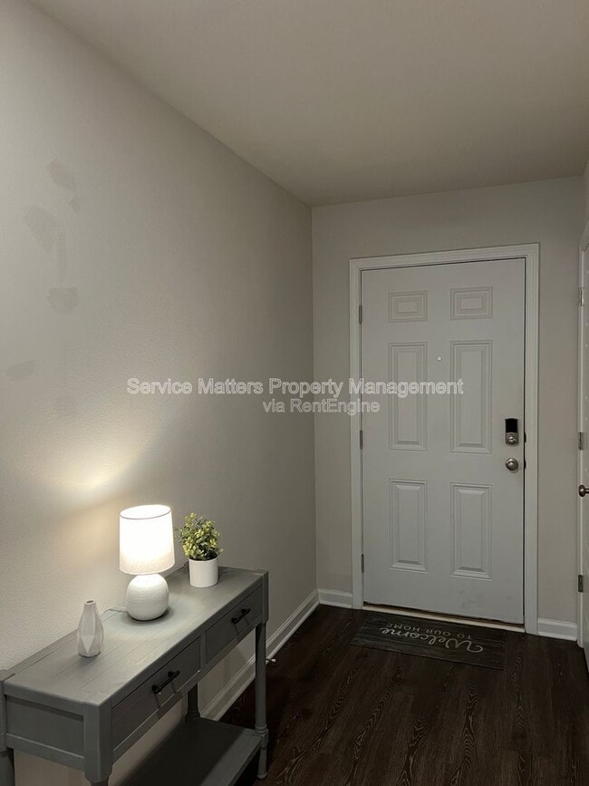 Building Photo - 921 Lovebird Ct