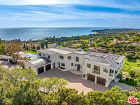 Building Photo - 27445 Winding Way