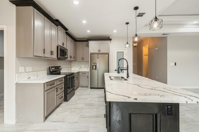 Building Photo - 203 Javier Dr