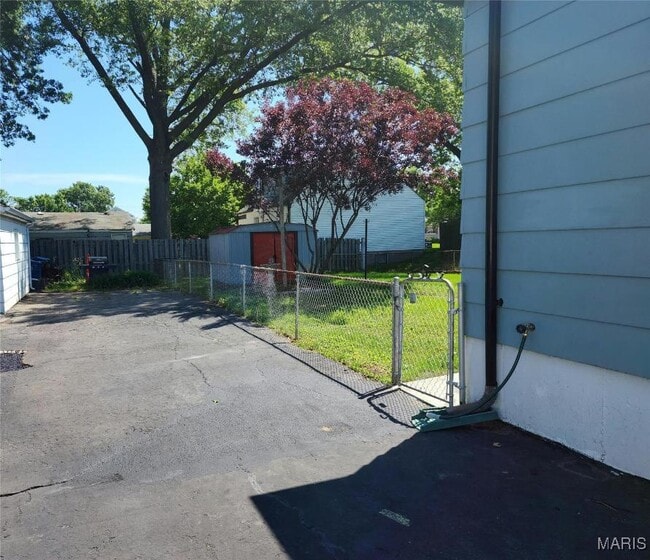 Building Photo - 4907 Heege Rd
