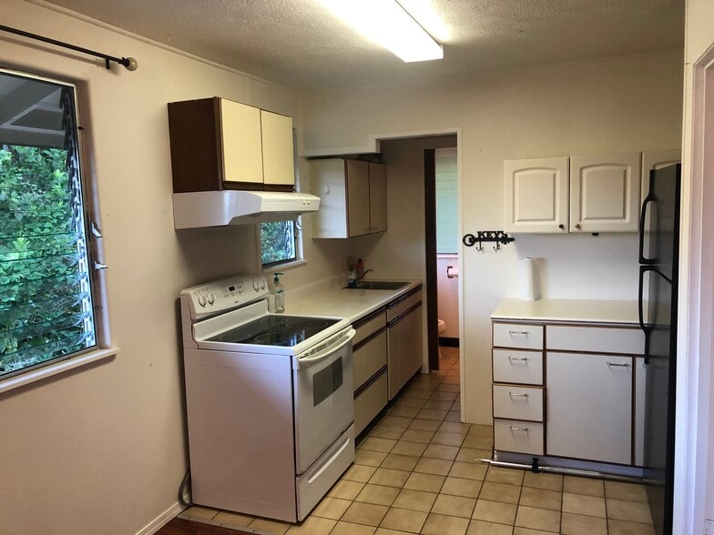 Building Photo - 3246 Kaohinani Dr