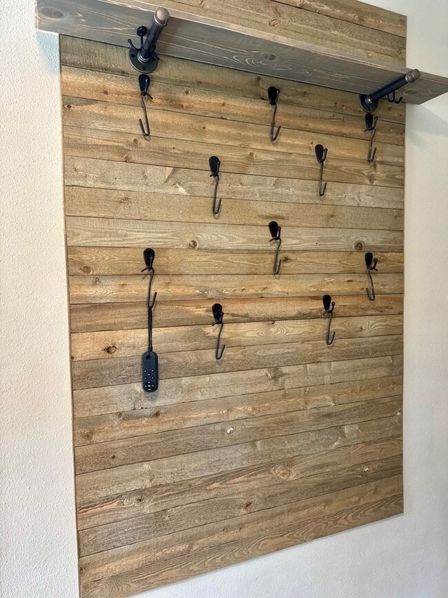 Building Photo - 2008 Marvin Ave