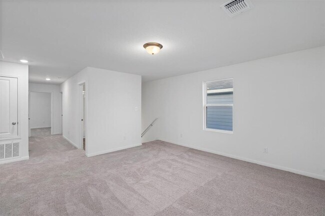 Building Photo - 112 Pronghorn St