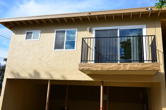 Building Photo - 3817 Starview Dr