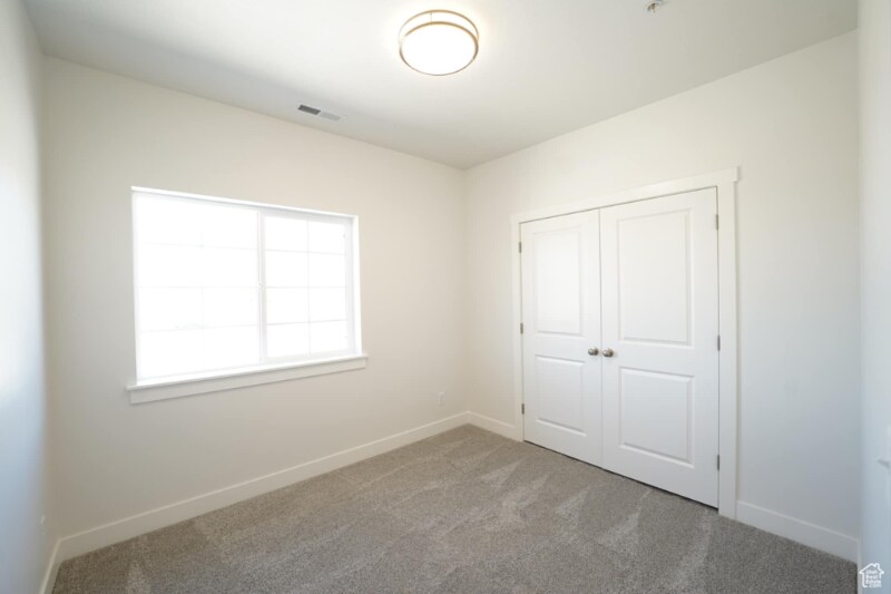 Building Photo - 1561 110