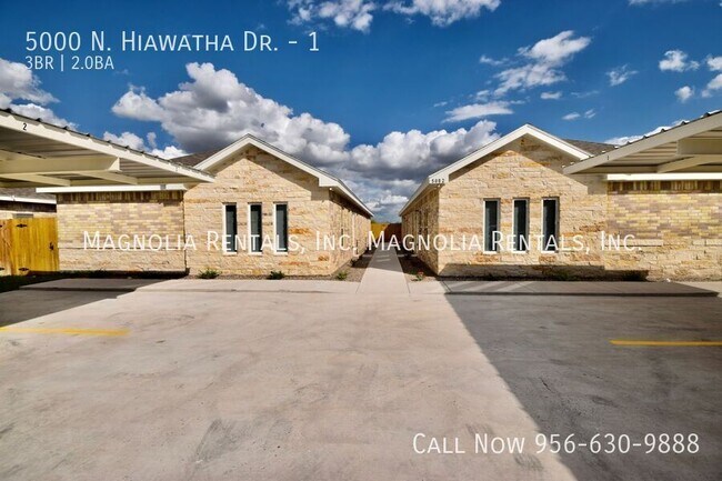 Primary Photo - 5000 N Hiawatha Dr