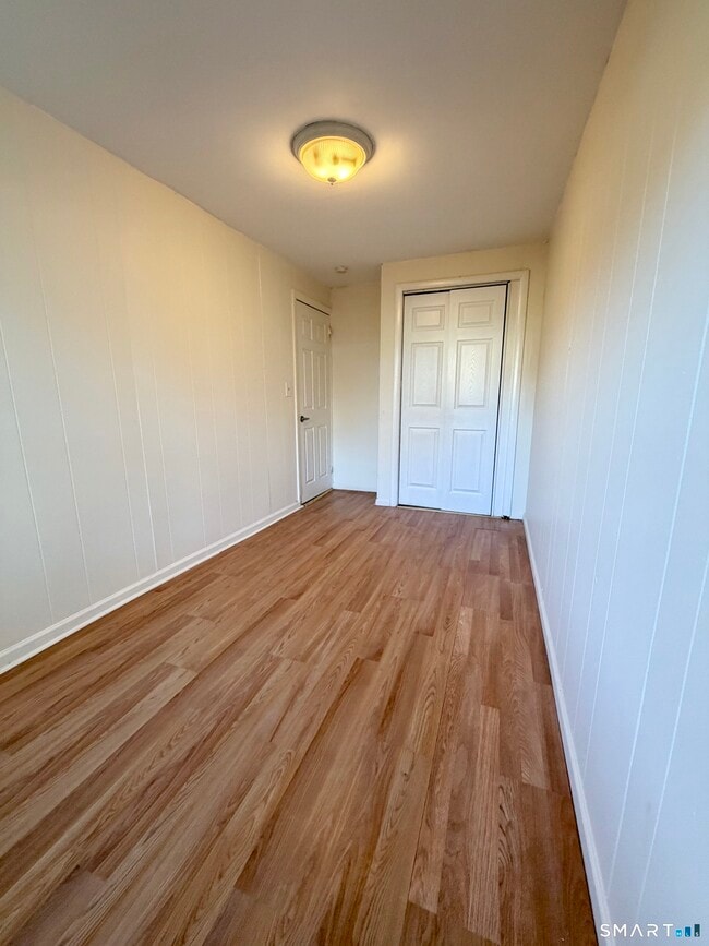 Building Photo - 9 Meridian St