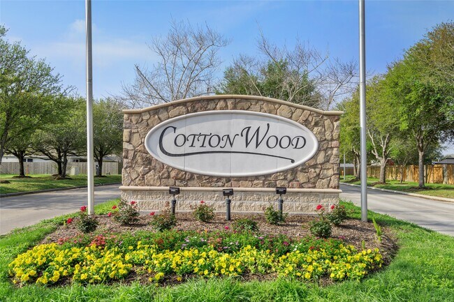 Building Photo - 1323 Pease River Ln