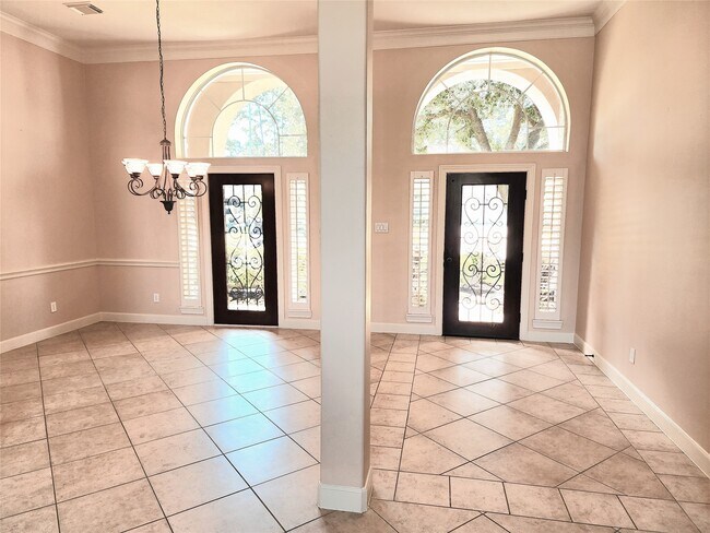 Building Photo - 14214 Altair Dr