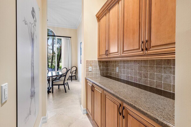 Building Photo - 128 Grand Palm Way