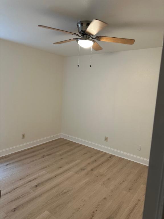 Building Photo - 718 Maple Glen Dr