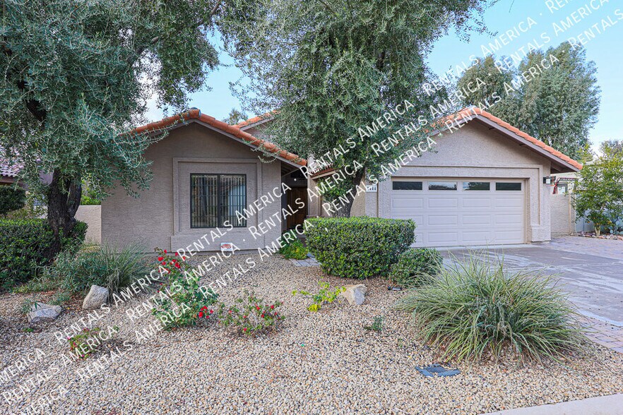 Building Photo - 8444 N 85th St