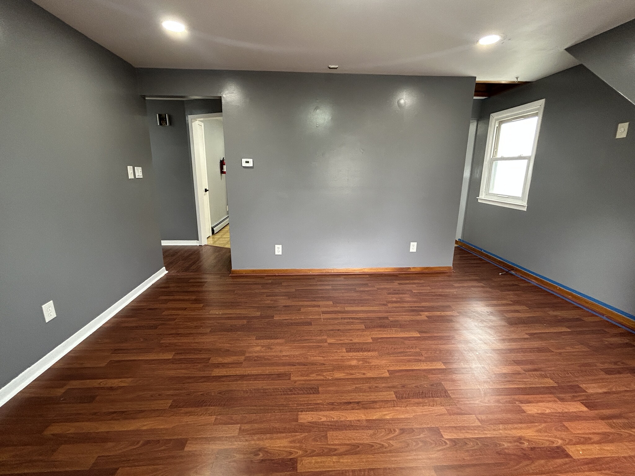 Building Photo - 313 3rd Ave