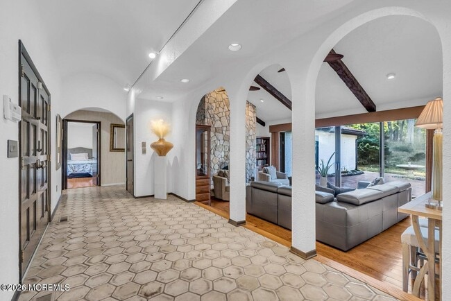 Building Photo - 36 Muncy Dr