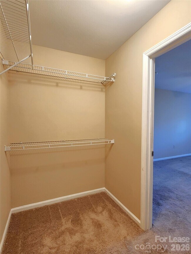 Building Photo - 417 Wintergreen Ct