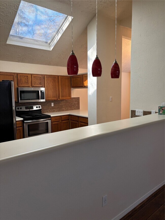 Building Photo - 4026 Meadowgold Ln