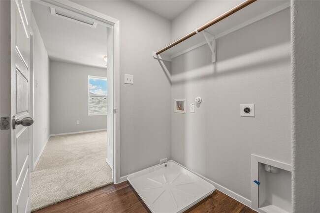 Building Photo - 187 Haywood Mnr