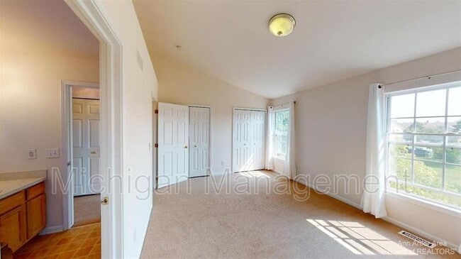 Building Photo - 3107 Promenade Cir