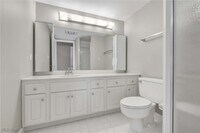 Building Photo - 12550 Lake Ave