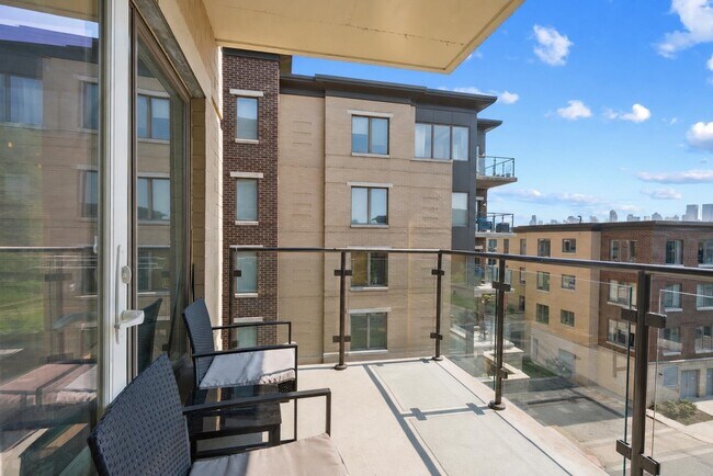 Building Photo - 100 Eton Row
