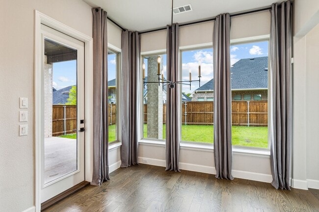 Building Photo - 2232 Grey September St