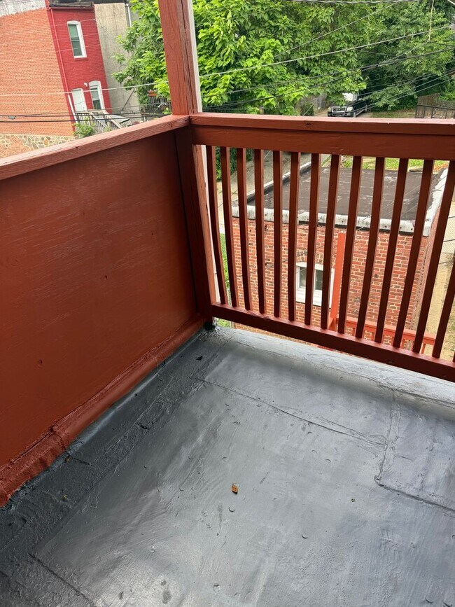 Building Photo - Large Wolcott Home Rent Ready