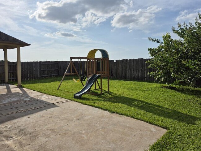 Building Photo - 26914 Mustang Retreat Ln