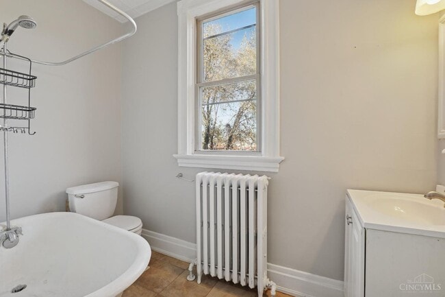 Building Photo - 1212 Bates Ave