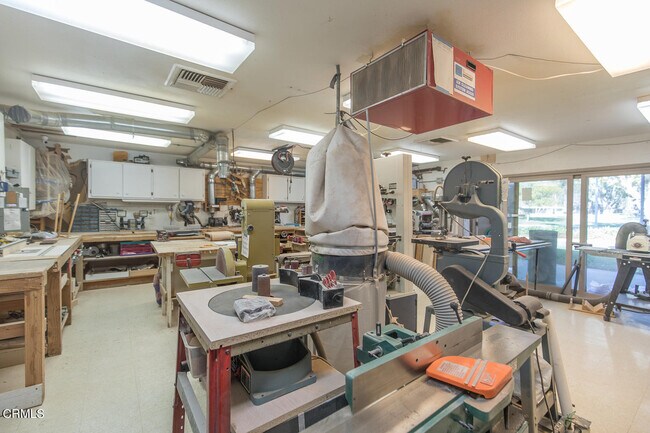 Building Photo - 11232 Vlg 11-