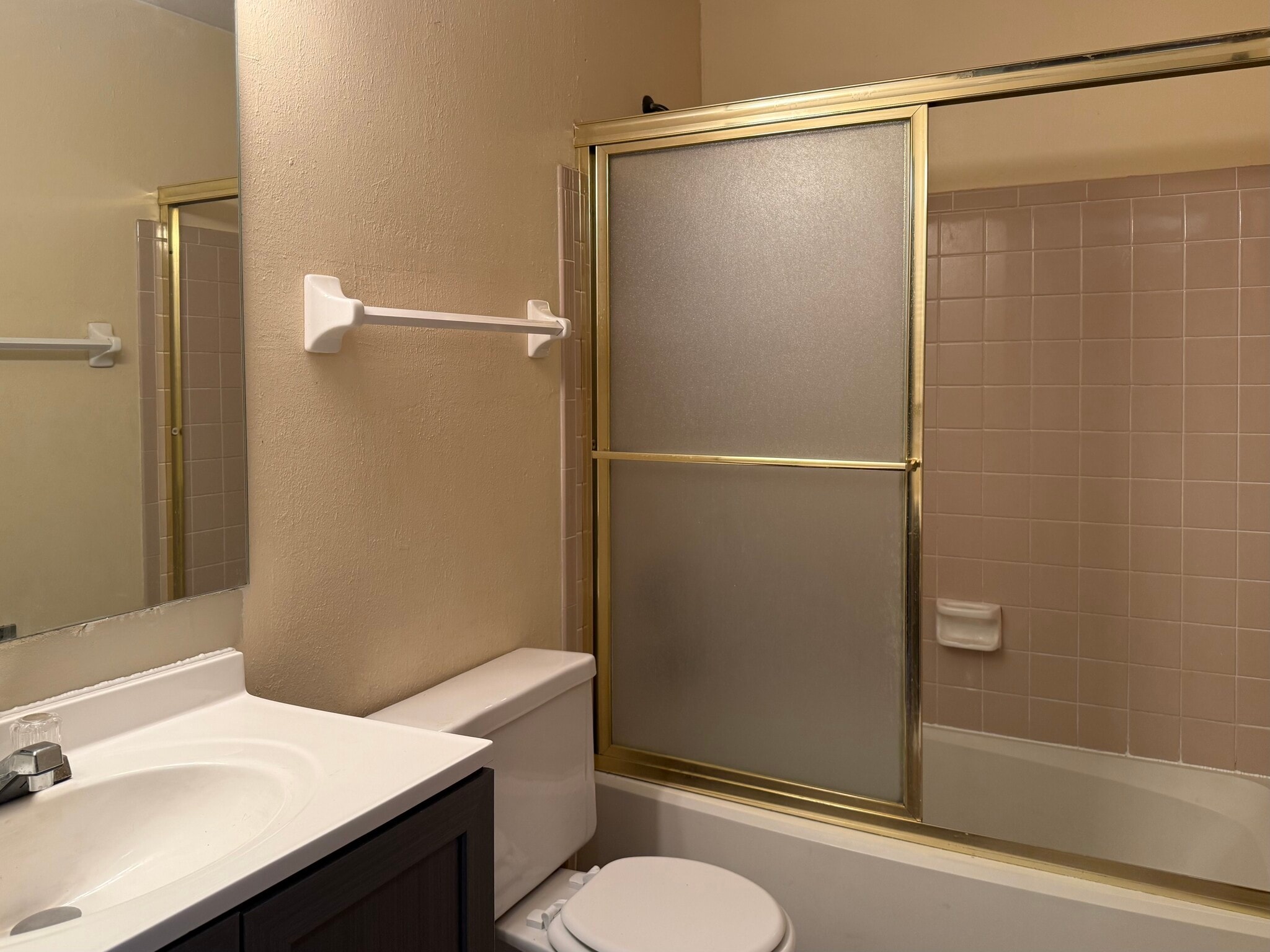 Building Photo - 9028 N Park Plaza Ct