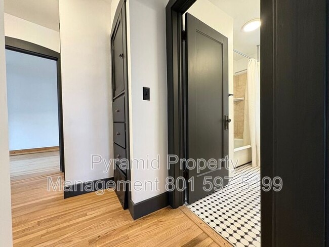 Building Photo - 578 E 1700 S