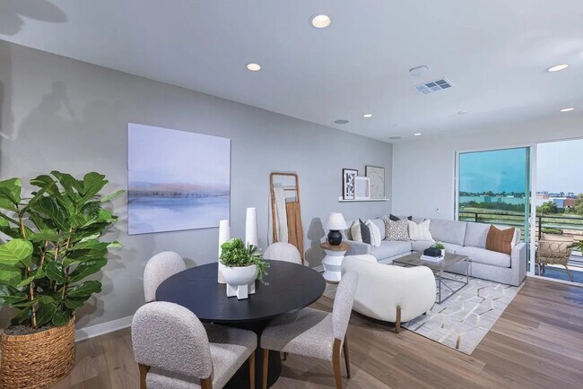 Building Photo - 679 Fahrenheit Dr