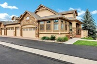 Building Photo - LUXURY PATIO HOME IN DISTRICT 20 SHOWING B...