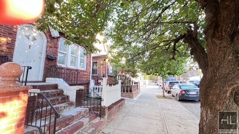 Building Photo - 101-53-101114 114th St